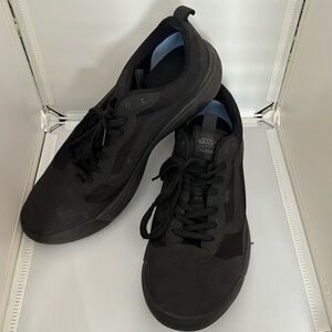 Gently used men’s VAN’s Ultra Range size 13 black